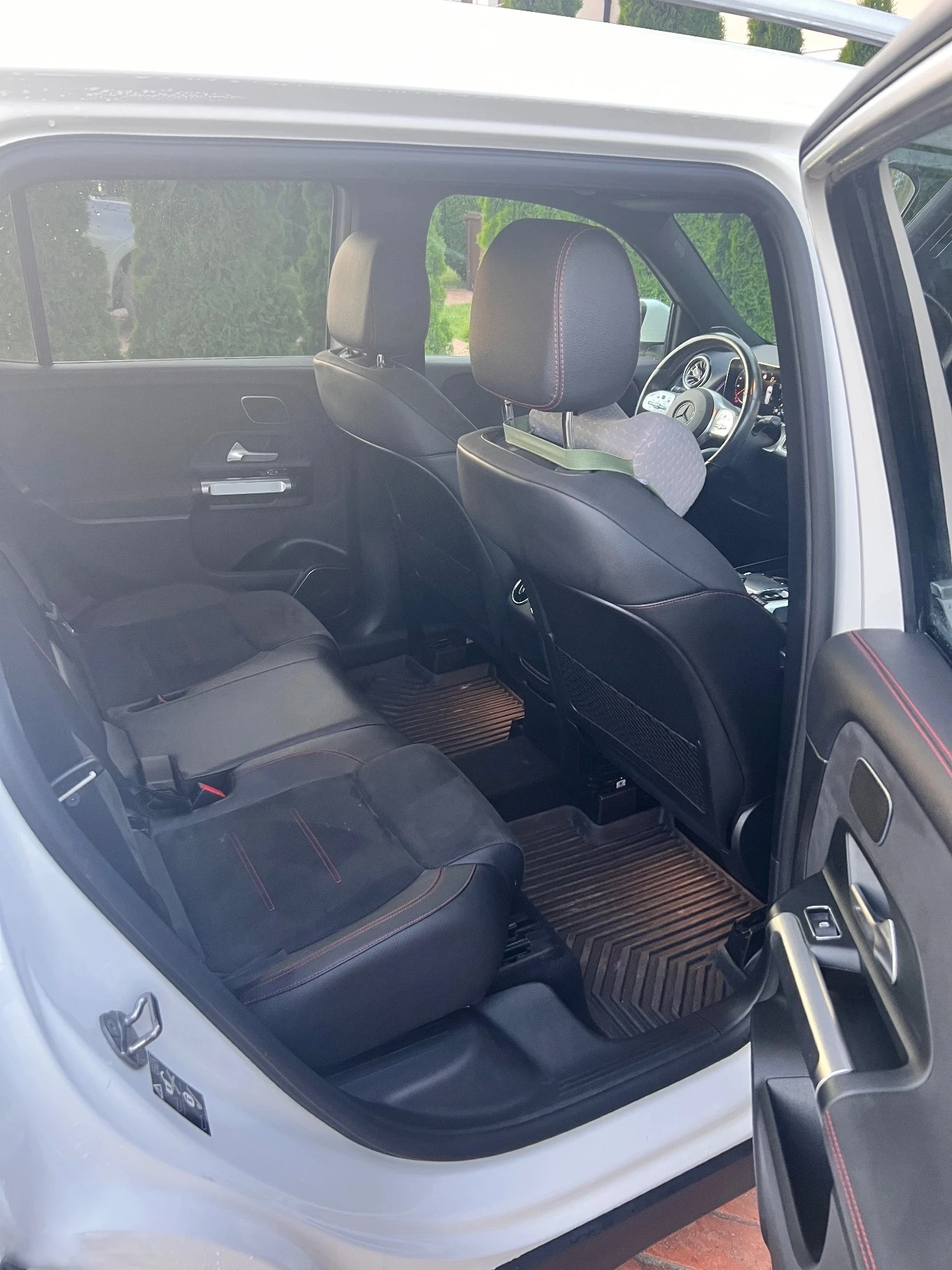 Mercedes-Benz GLB 220d AMG Line 4Matic - изображение 8