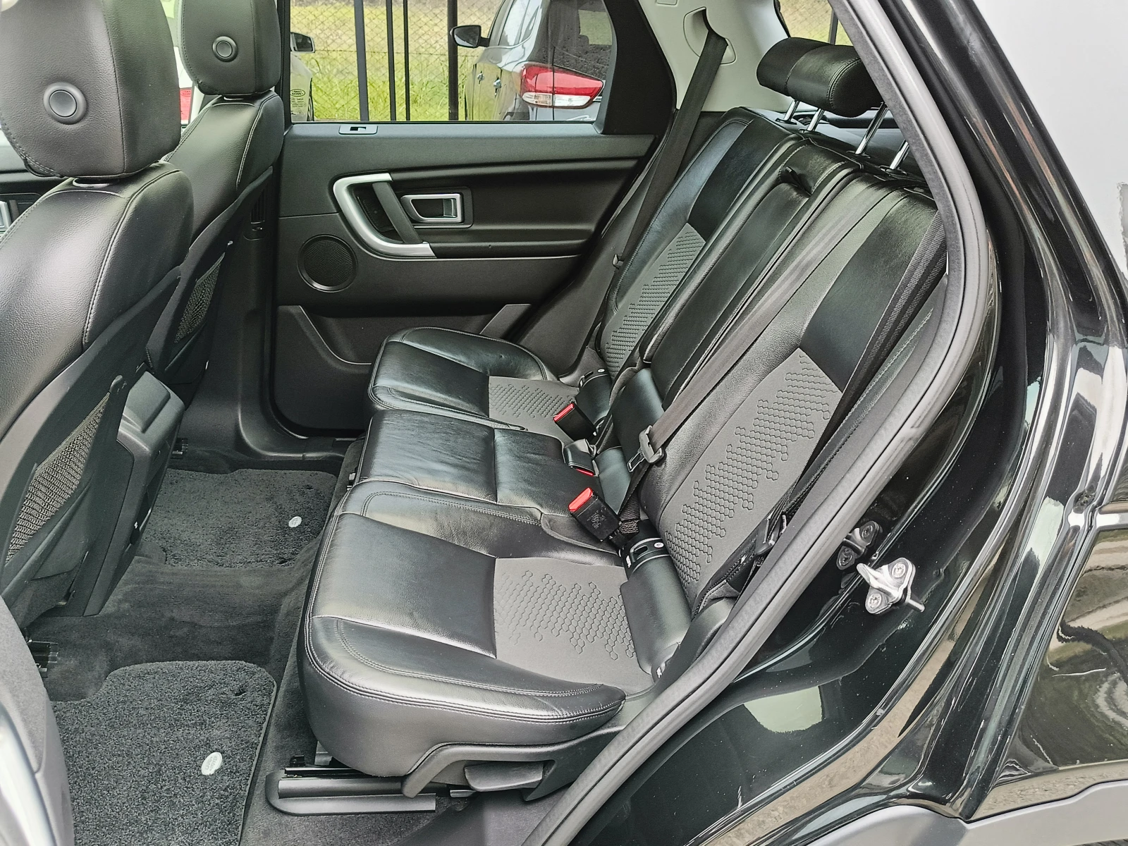 Land Rover Discovery Sport 2.0D* * 44 | Mobile.bg   12