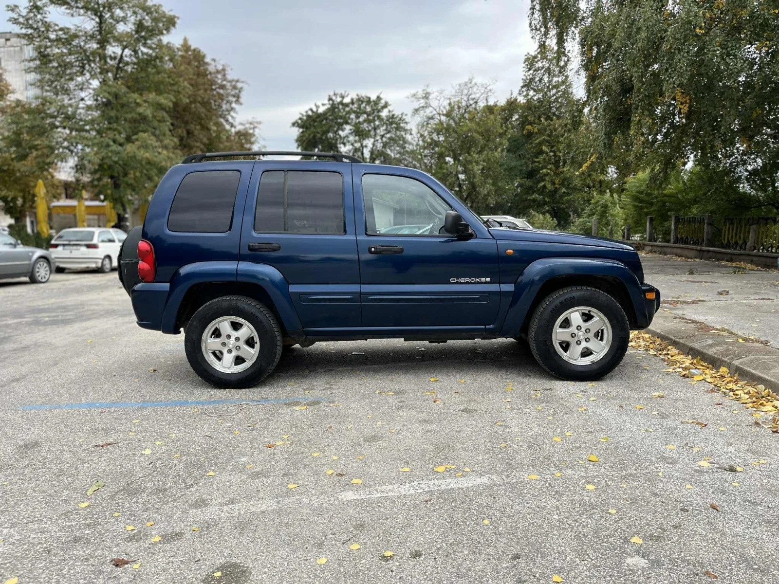 Jeep Cherokee 2.8 дизел автомат 2005 г - изображение 6