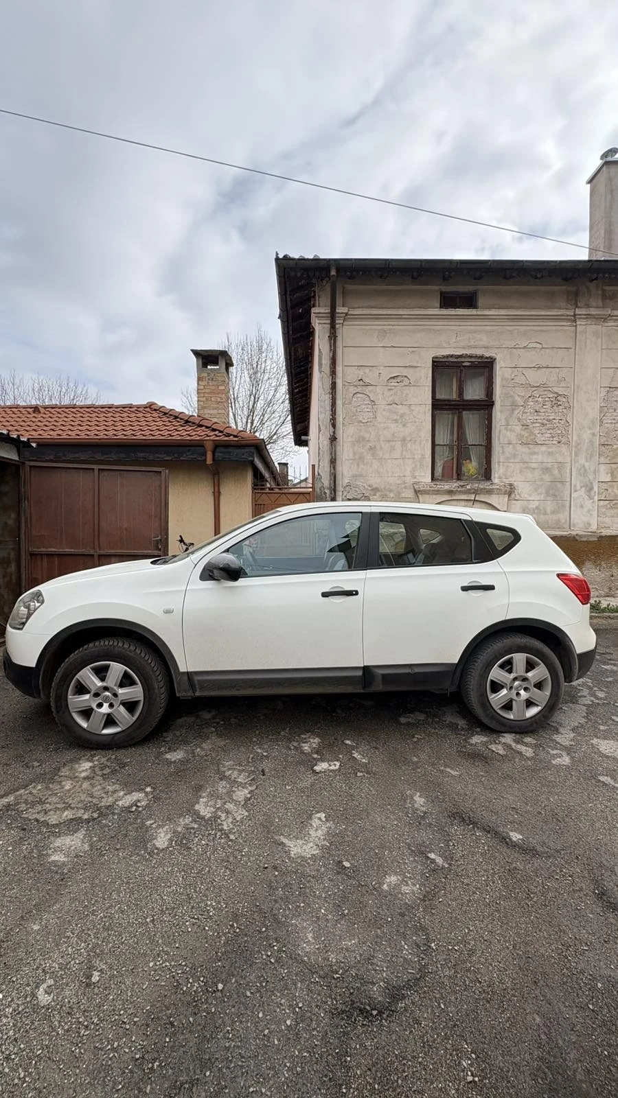 Nissan Qashqai, снимка 2 - Автомобили и джипове - 54004710