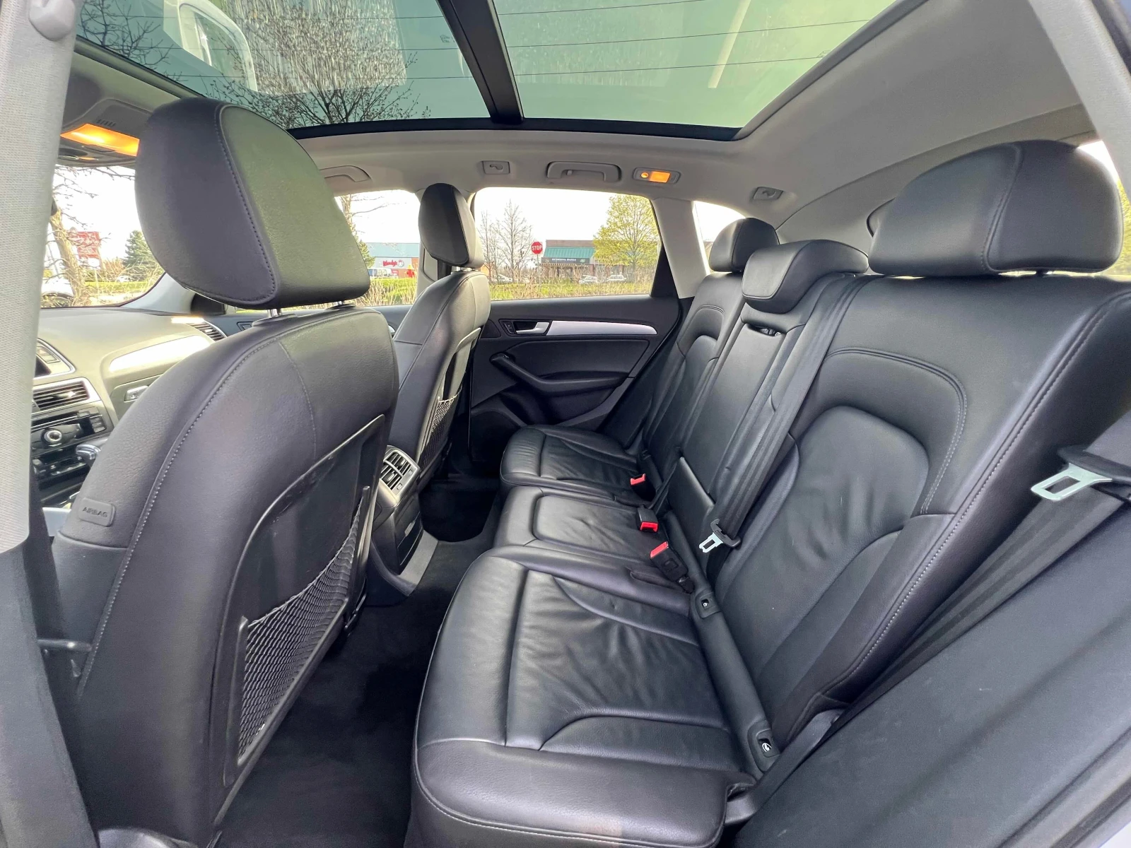 Audi Q5 2.0T PROGRESSIV * ПОДГРЕВИ * ПАНОРАМА * KEYLESS * , снимка 9 - Автомобили и джипове - 54336346