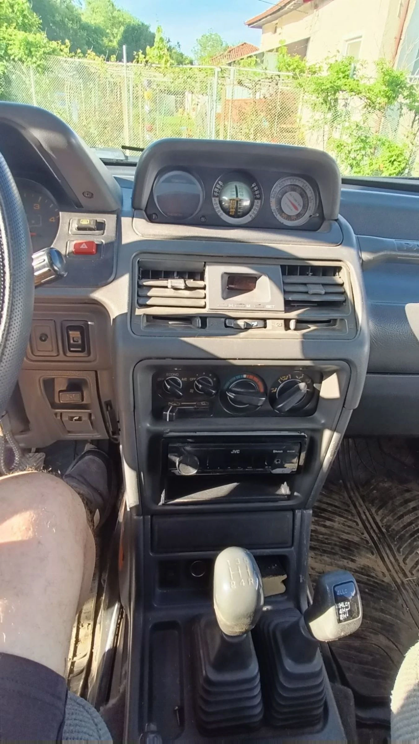 Mitsubishi Pajero 2.5 TDI, снимка 5 - Автомобили и джипове - 54814329