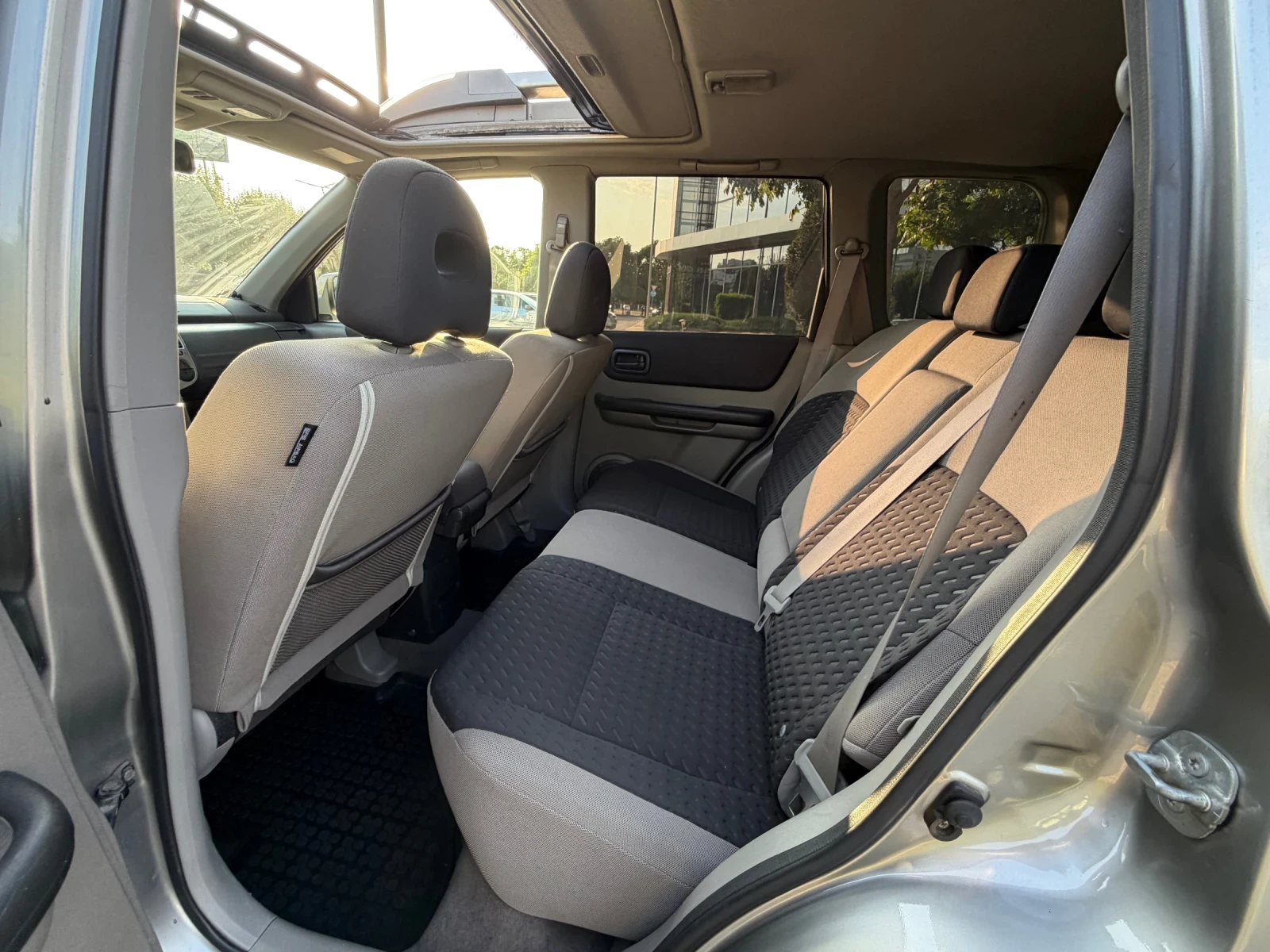Nissan X-trail Бензин+ Газ- 4Х4, снимка 14 - Автомобили и джипове - 55435575