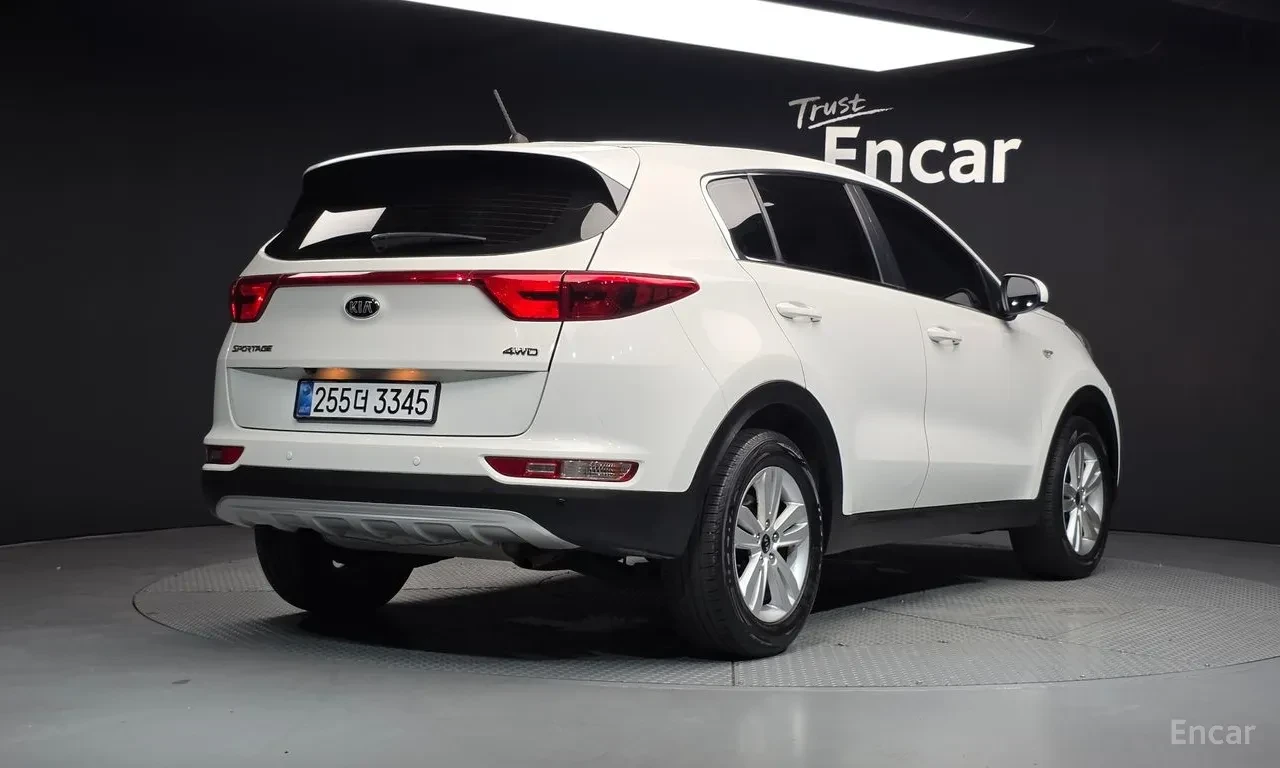 Kia Sportage 4WD / TRENDY / ЛИЗИНГ, снимка 2 - Автомобили и джипове - 55945035