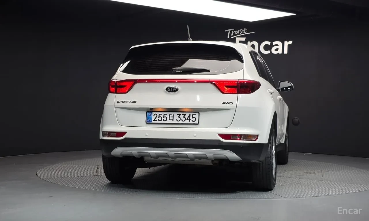 Kia Sportage 4WD / TRENDY / ЛИЗИНГ, снимка 4 - Автомобили и джипове - 55945035