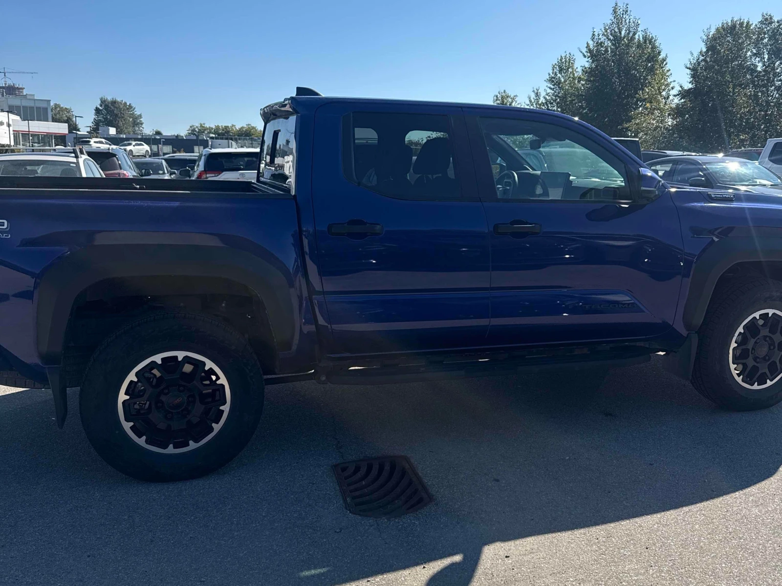 Toyota Tacoma * Hybrid * CARFAX * ОПЦИЯ ЗА ФИНАНСИРАНЕ, снимка 3 - Автомобили и джипове - 56116606