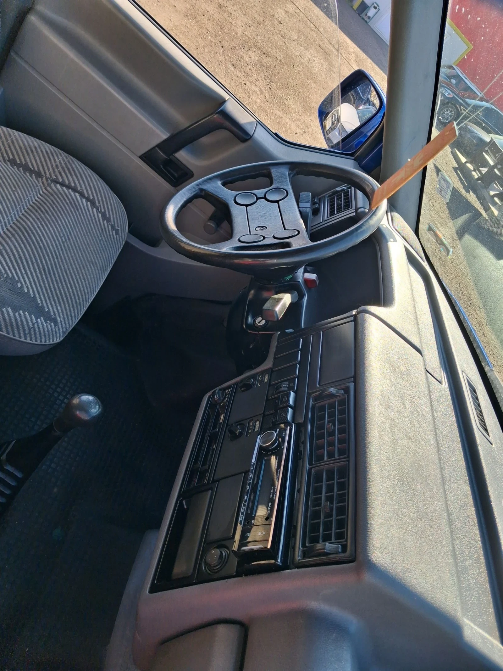 VW Transporter Caravelle, 2.5 ������-���, 9 ������.  | Mobile.bg � ����������� 16