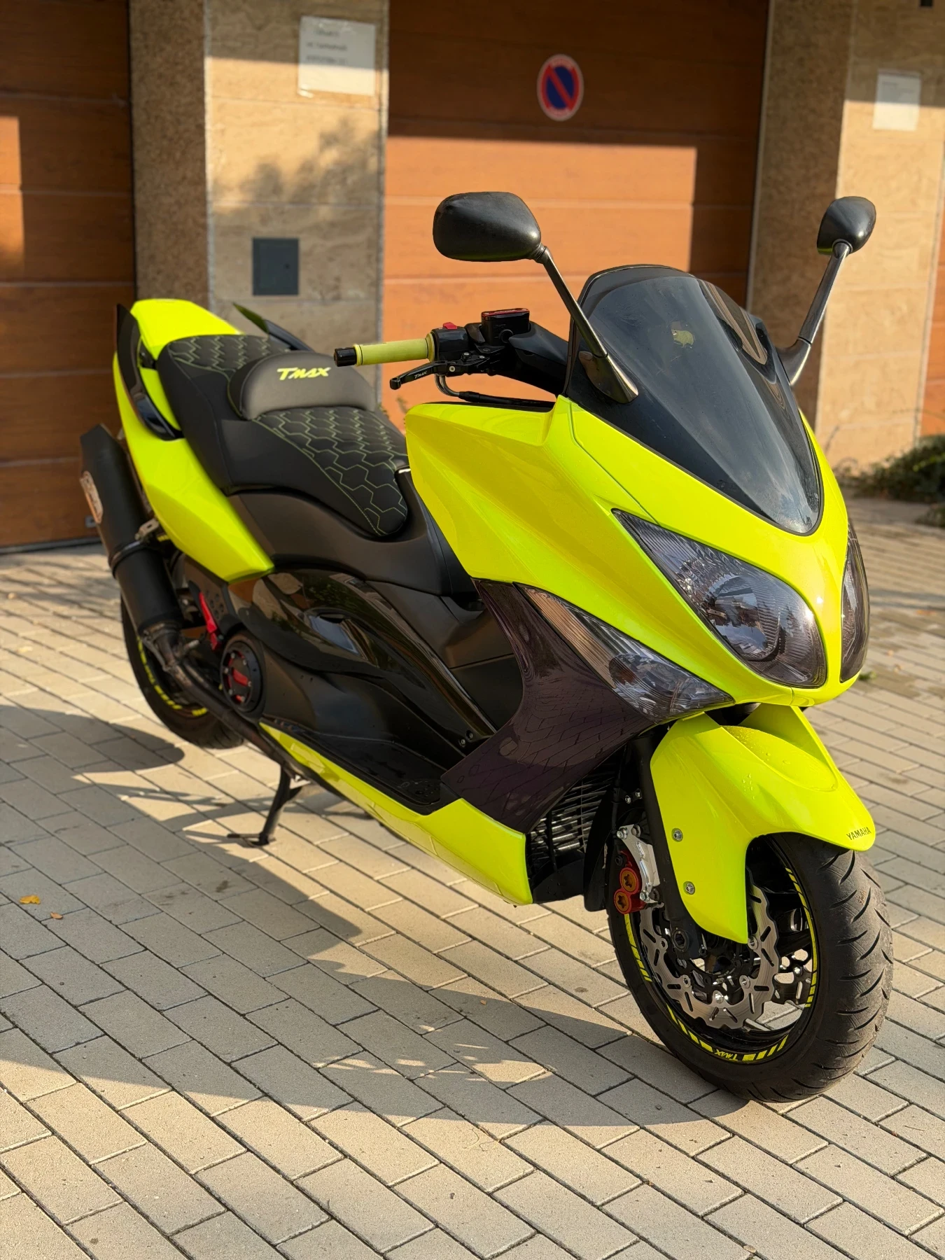 Yamaha T-max MALOSSI!COMPLETE GPR!BATLAX SC2!