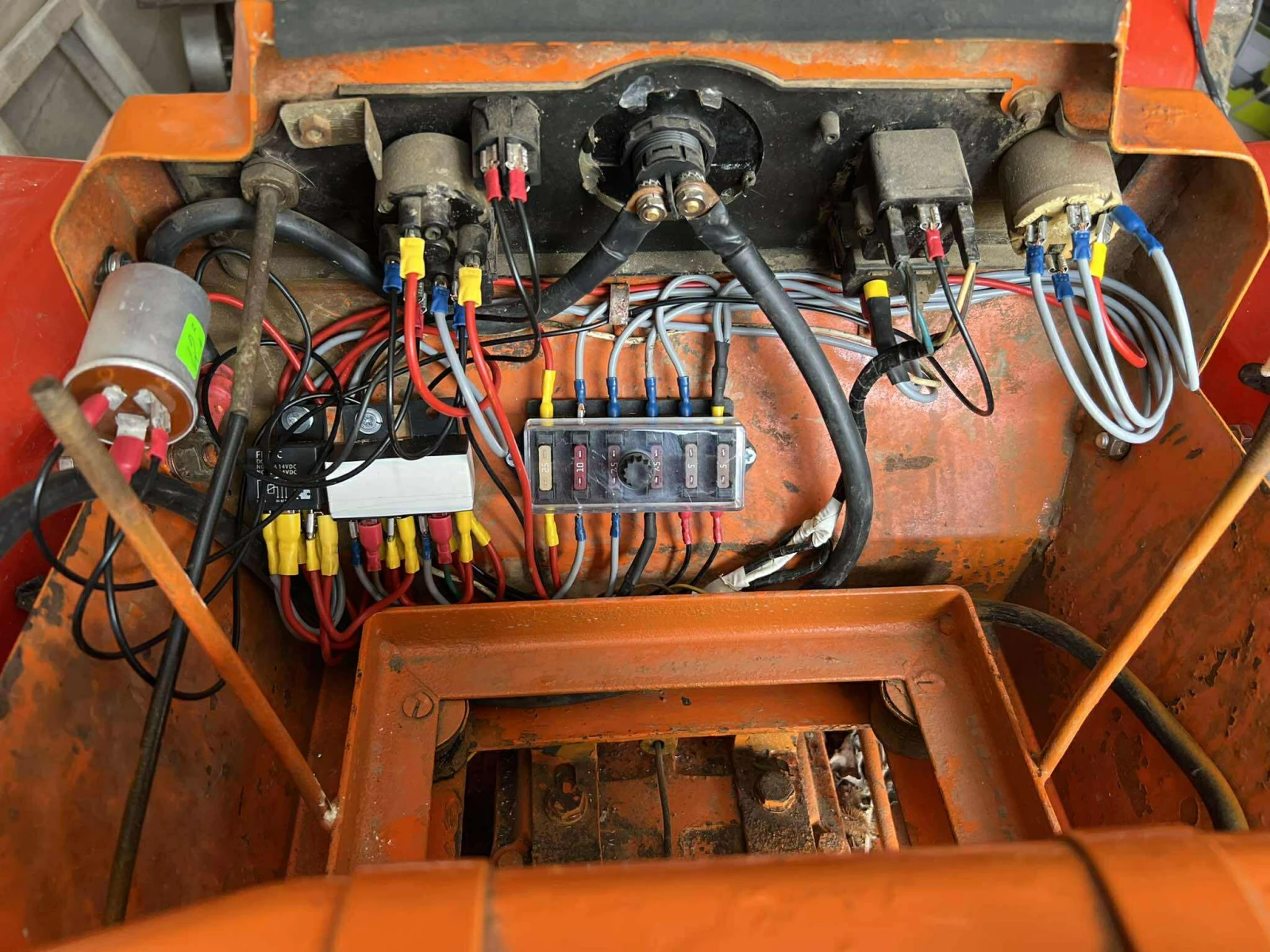 Трактор Kubota Valpadana 4RM 300 - изображение 8