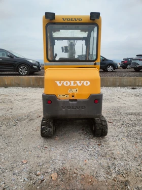 Багер Volvo ec 20, снимка 4