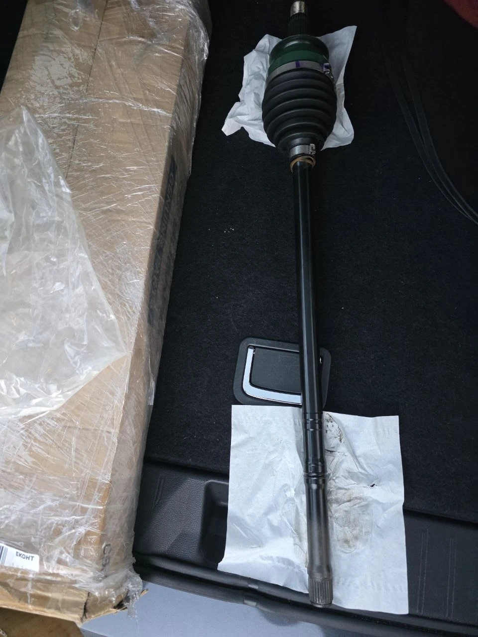 Subaru Forester външни карета (гранати) с прът нови оригинални 28391SG030, снимка 6 - Части - 55154224