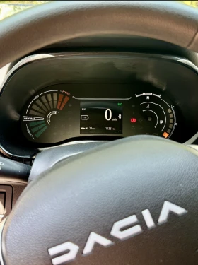 Dacia Spring X Essential Electric 45 (33kW) | Mobile.bg    5