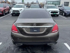Mercedes-Benz C 300 CARFAX - 12200 € / 23861.13 лв. - 28302327 4