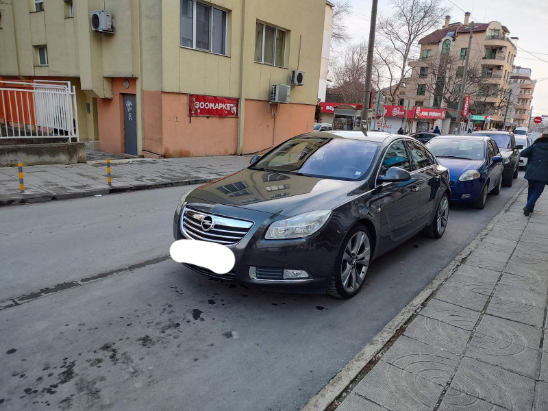 Opel Insignia 1.6 turbo/ LPG, снимка 1 - Автомобили и джипове - 46104205