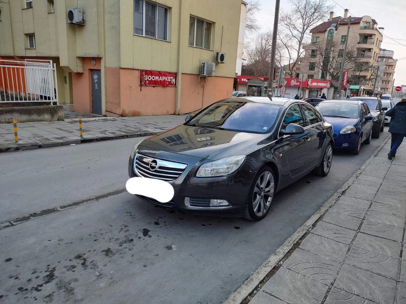 Opel Insignia 1.6 turbo/ LPG, снимка 1 - Автомобили и джипове - 47400309