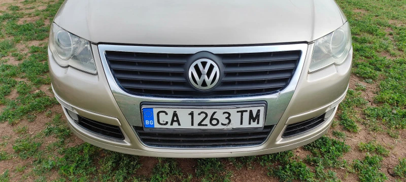 VW Passat 2.0fsi, снимка 2 - Автомобили и джипове - 47194454