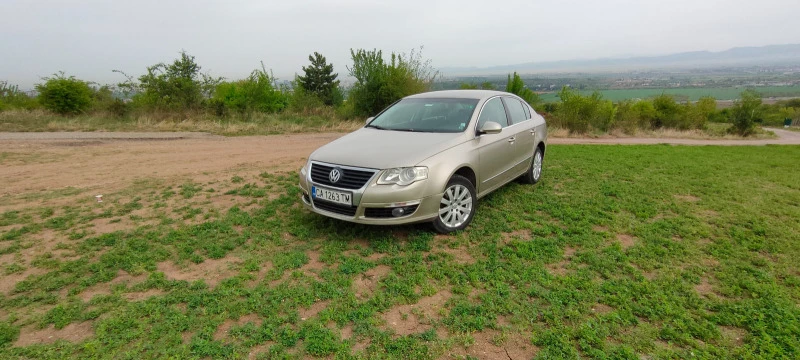 VW Passat 2.0fsi, снимка 8 - Автомобили и джипове - 47194454