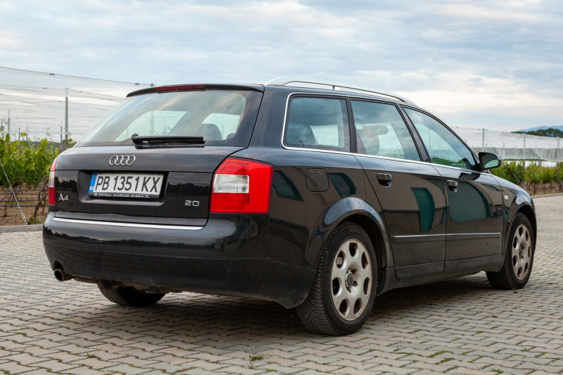 Audi A4 Avant 2.0, снимка 5 - Автомобили и джипове - 45779137