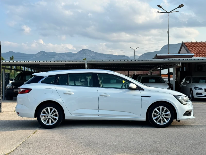 Renault Megane 1.5DCI АВТОМАТ ВСИЧКО ПЛАТЕНО, снимка 5 - Автомобили и джипове - 50668135