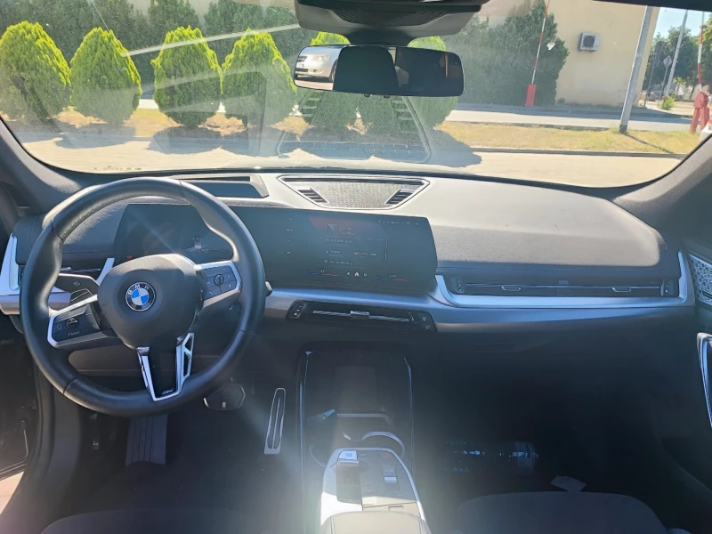 BMW iX1 X DRIVE 30 M, снимка 11 - Автомобили и джипове - 51052193
