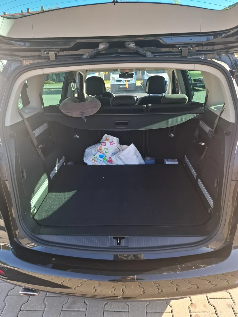 Opel Zafira 2.0 170кс, снимка 7 - Автомобили и джипове - 52087437