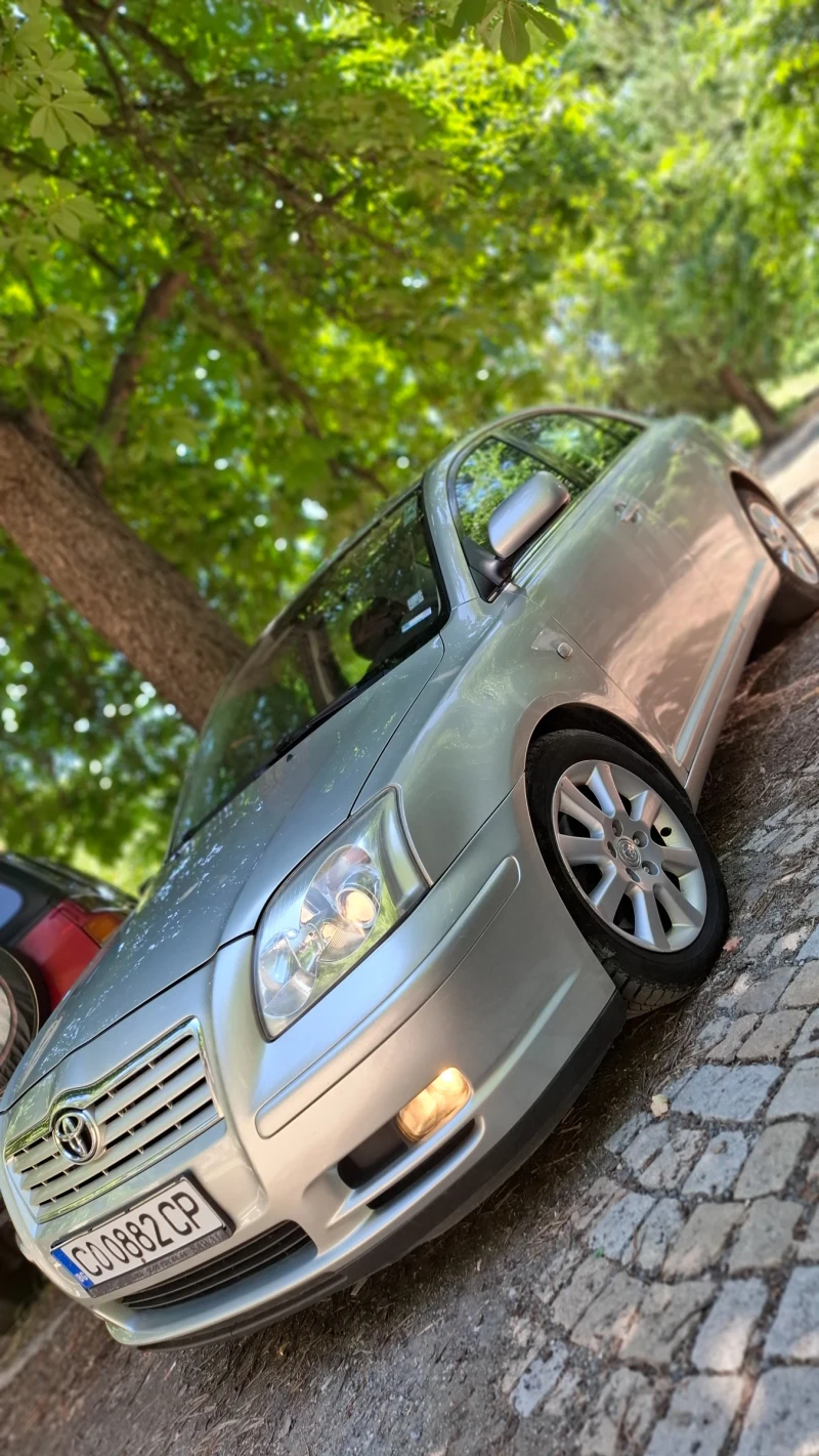 Toyota Avensis, снимка 8 - Автомобили и джипове - 53053646