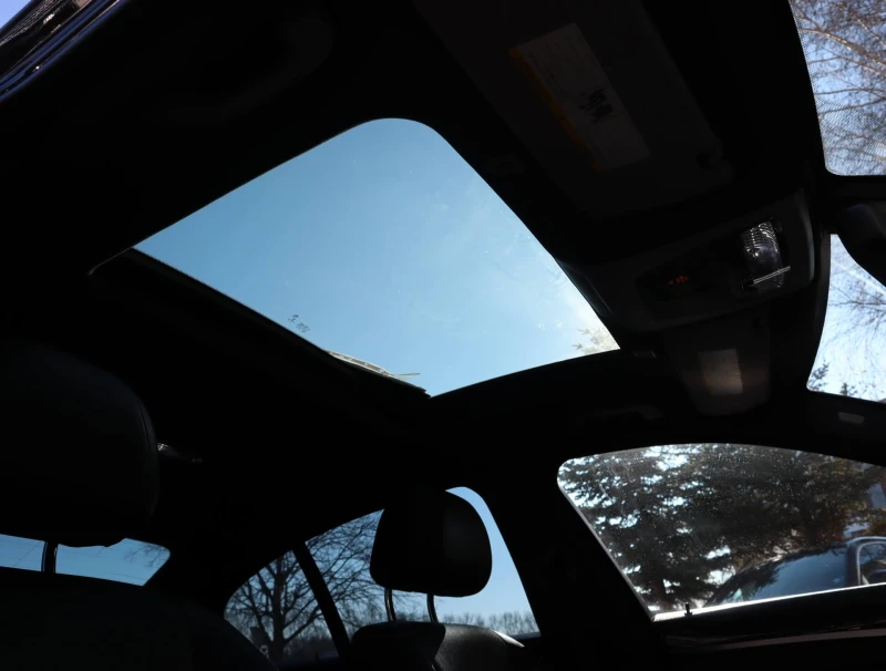 BMW 528 Luxury Line/PDC/Ambient/4xПодгрев/Камера, снимка 10 - Автомобили и джипове - 53166029