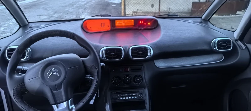 Citroen C3 Picasso 1.6 hdi, снимка 12 - Автомобили и джипове - 53202038