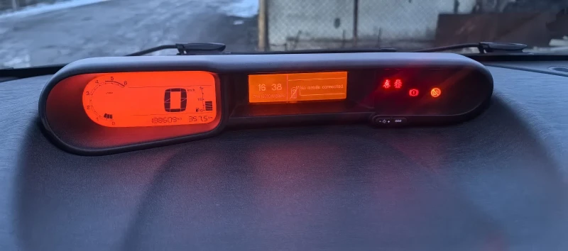 Citroen C3 Picasso 1.6 hdi, снимка 11 - Автомобили и джипове - 53202038