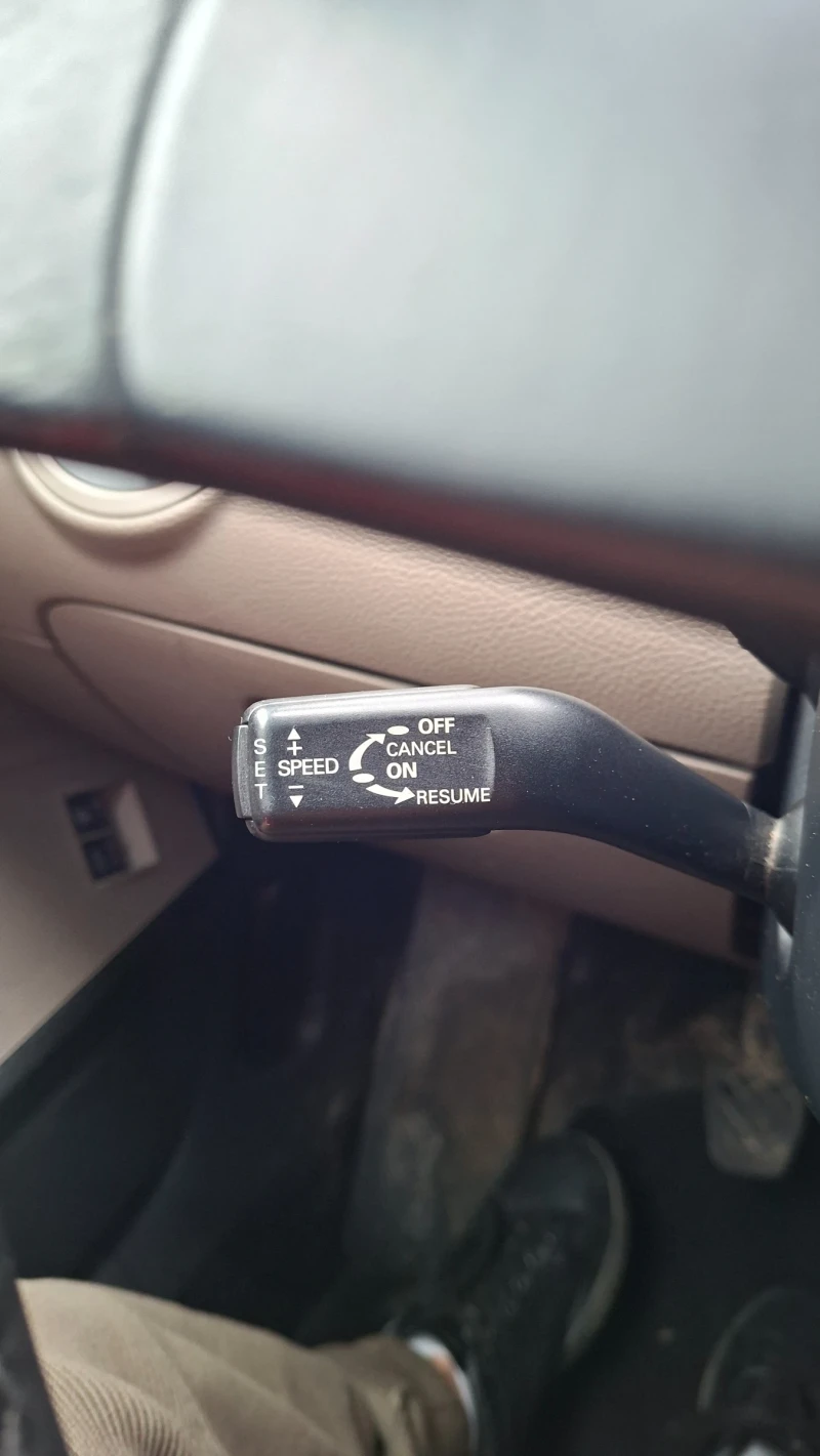 VW Passat 1.9 105, снимка 11 - Автомобили и джипове - 53538931