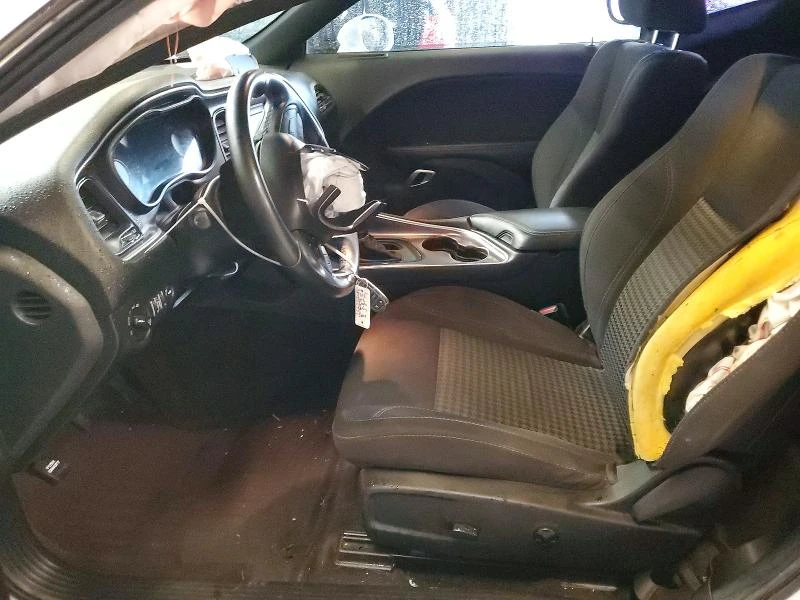 Dodge Challenger 3.6L 6 Rear-wheel drive, снимка 8 - Автомобили и джипове - 53964307