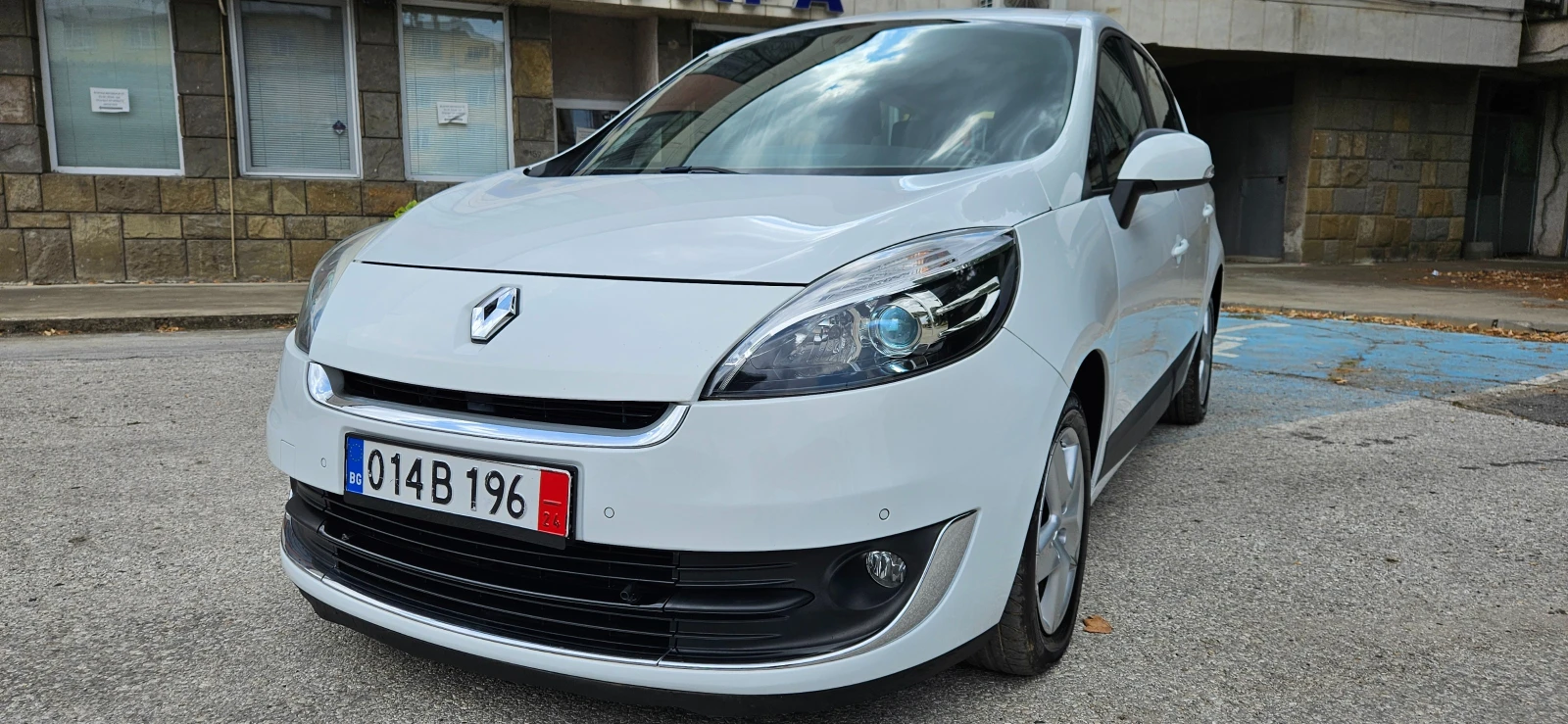 Renault Scenic 1, 5DCi-110кс* 2012г* 7 МЕСТНА* ЕВРО5* НАВИ* НОВ В, снимка 1