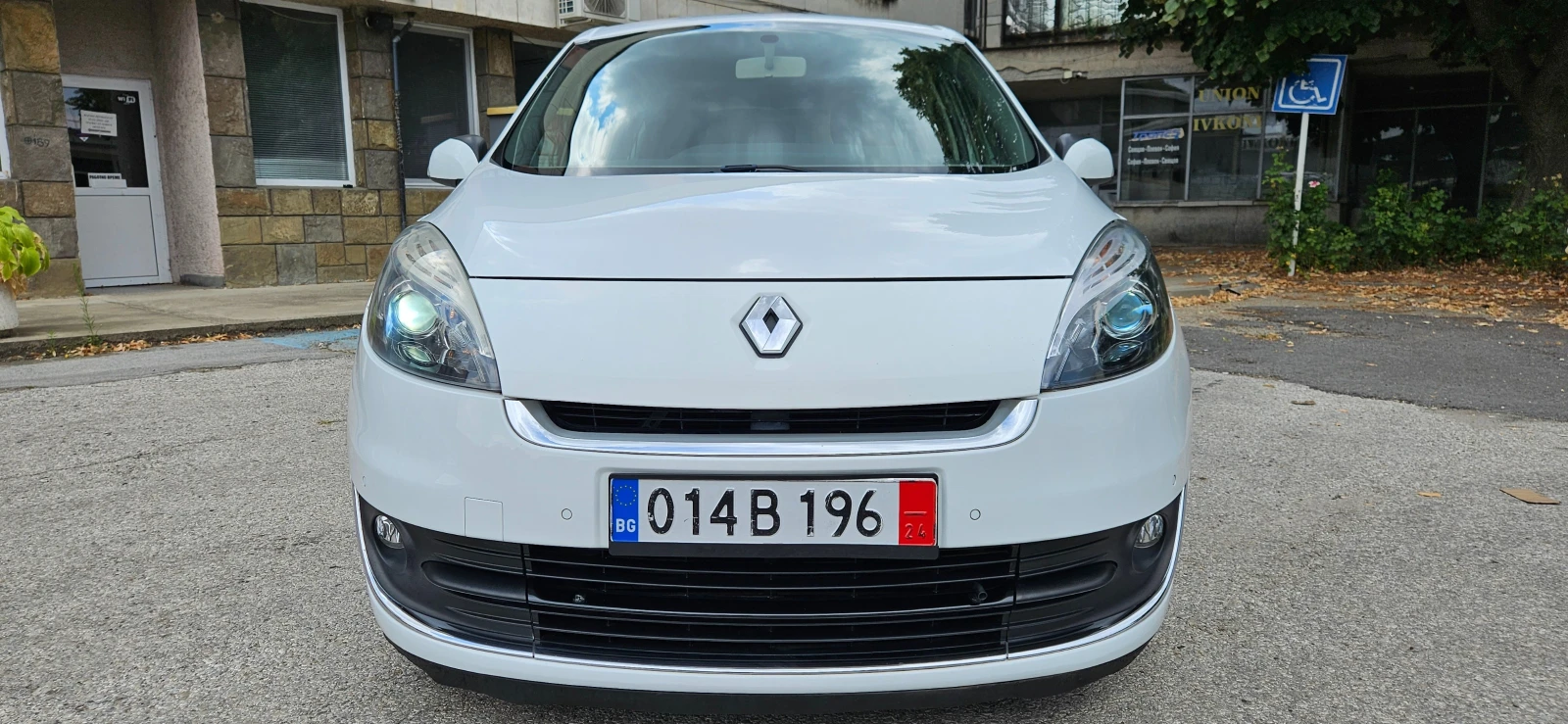 Renault Scenic 1, 5DCi-110кс* 2012г* 7 МЕСТНА* ЕВРО5* НАВИ* НОВ В - изображение 2