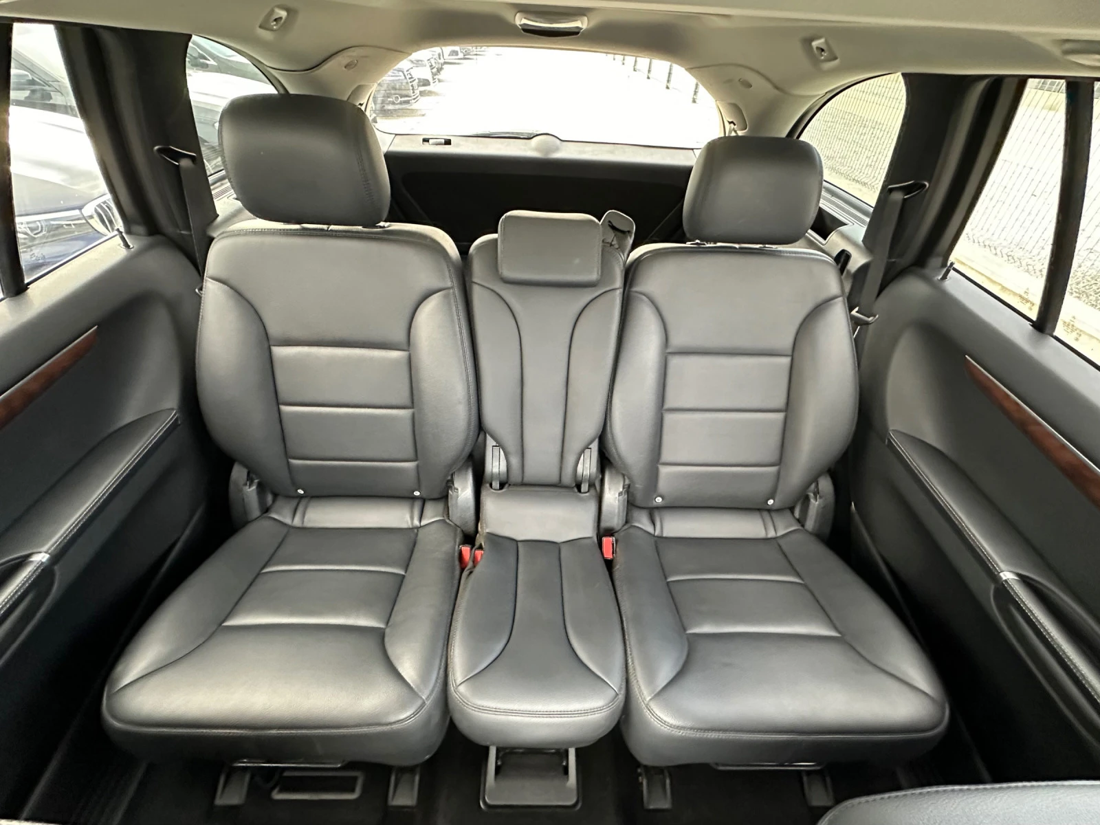 Mercedes-Benz R 350 LONG* 4-Matic* AMG-Pack* 7-Местна*  | Mobile.bg — изображение 11