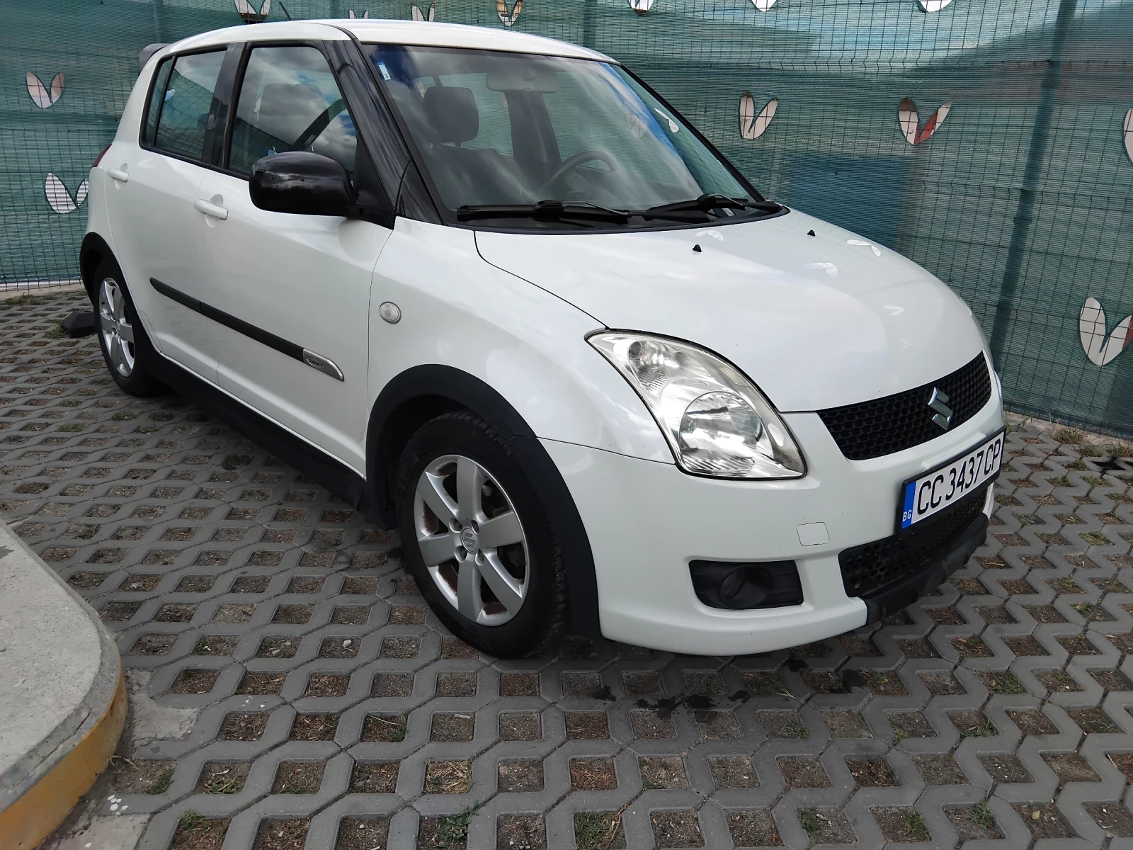 Suzuki Swift 1.3 - изображение 5