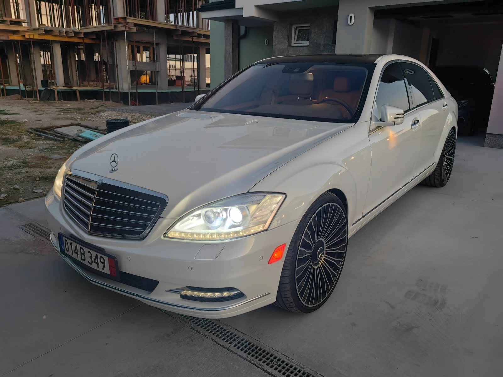 Mercedes-Benz S 550 5.5 V8 388кс. 4х4 - изображение 10