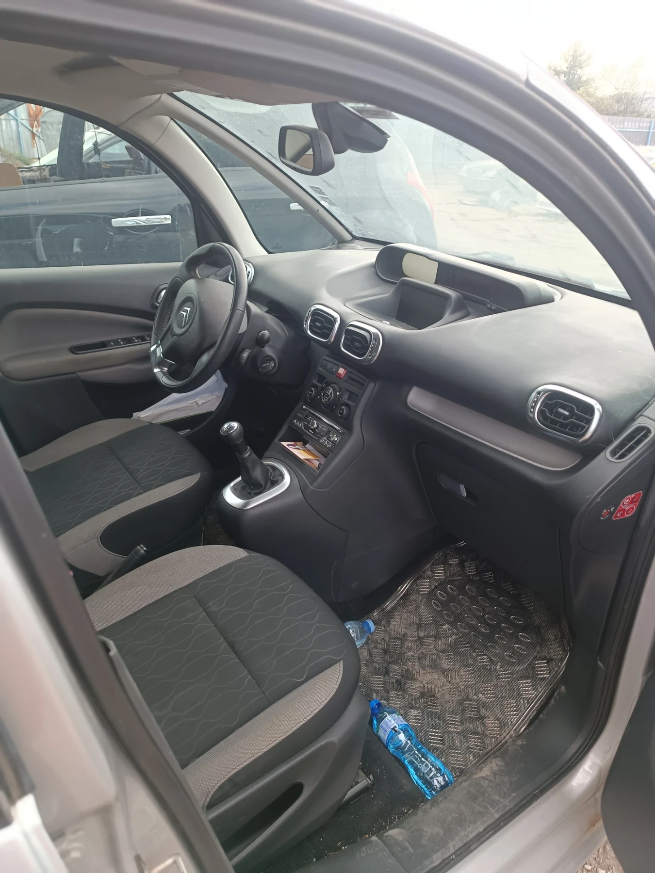 Citroen C3 Picasso 1.6 HDI - изображение 5