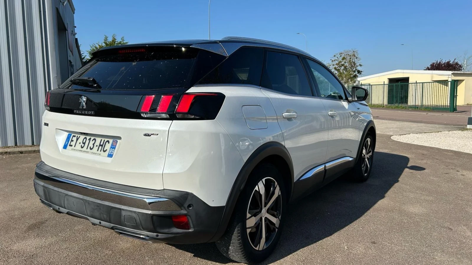 Peugeot 3008 2. 0 GT BLUEHDi 181 S&S EAT8 - изображение 3