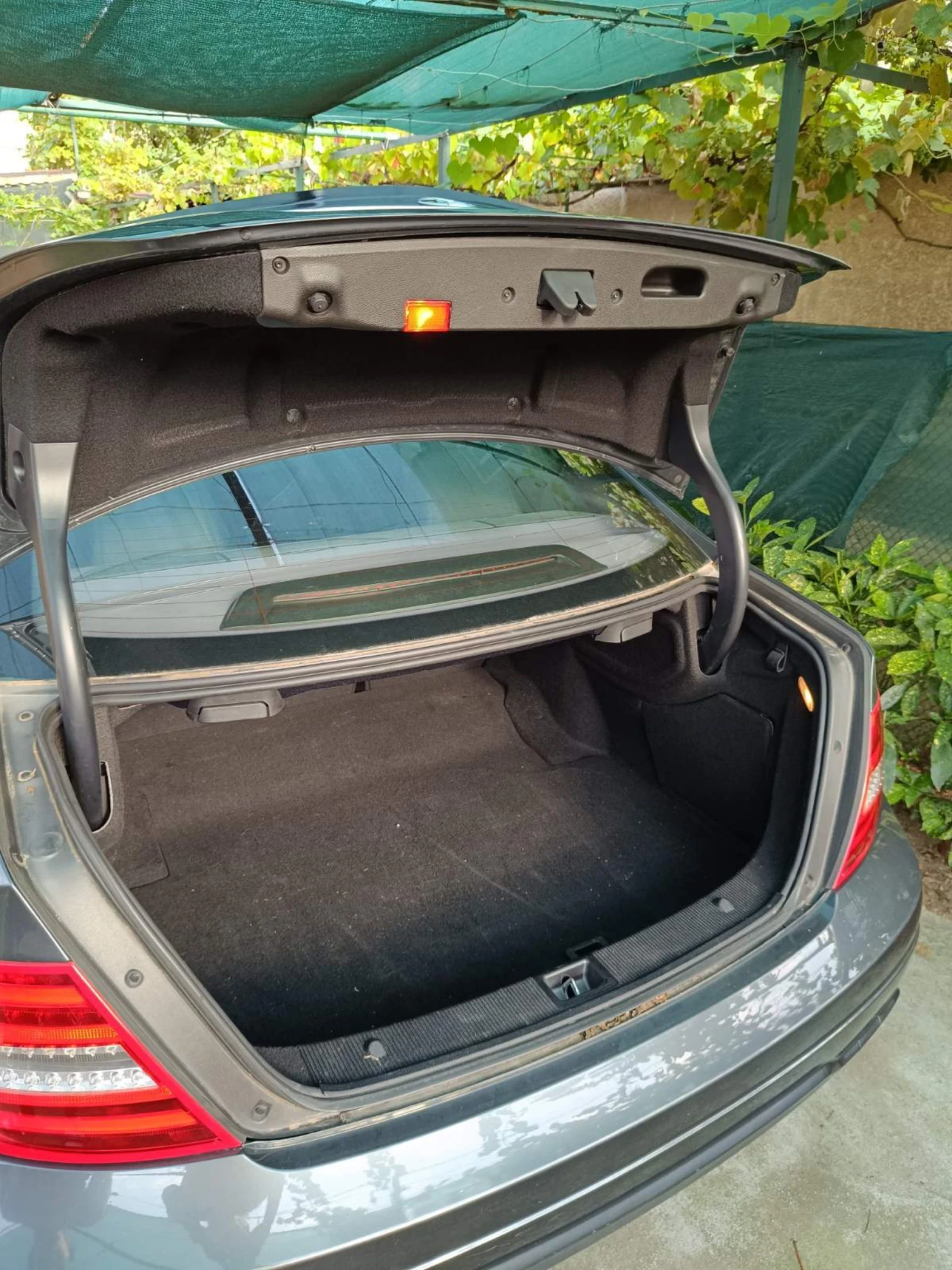 Mercedes-Benz C 250  - изображение 9
