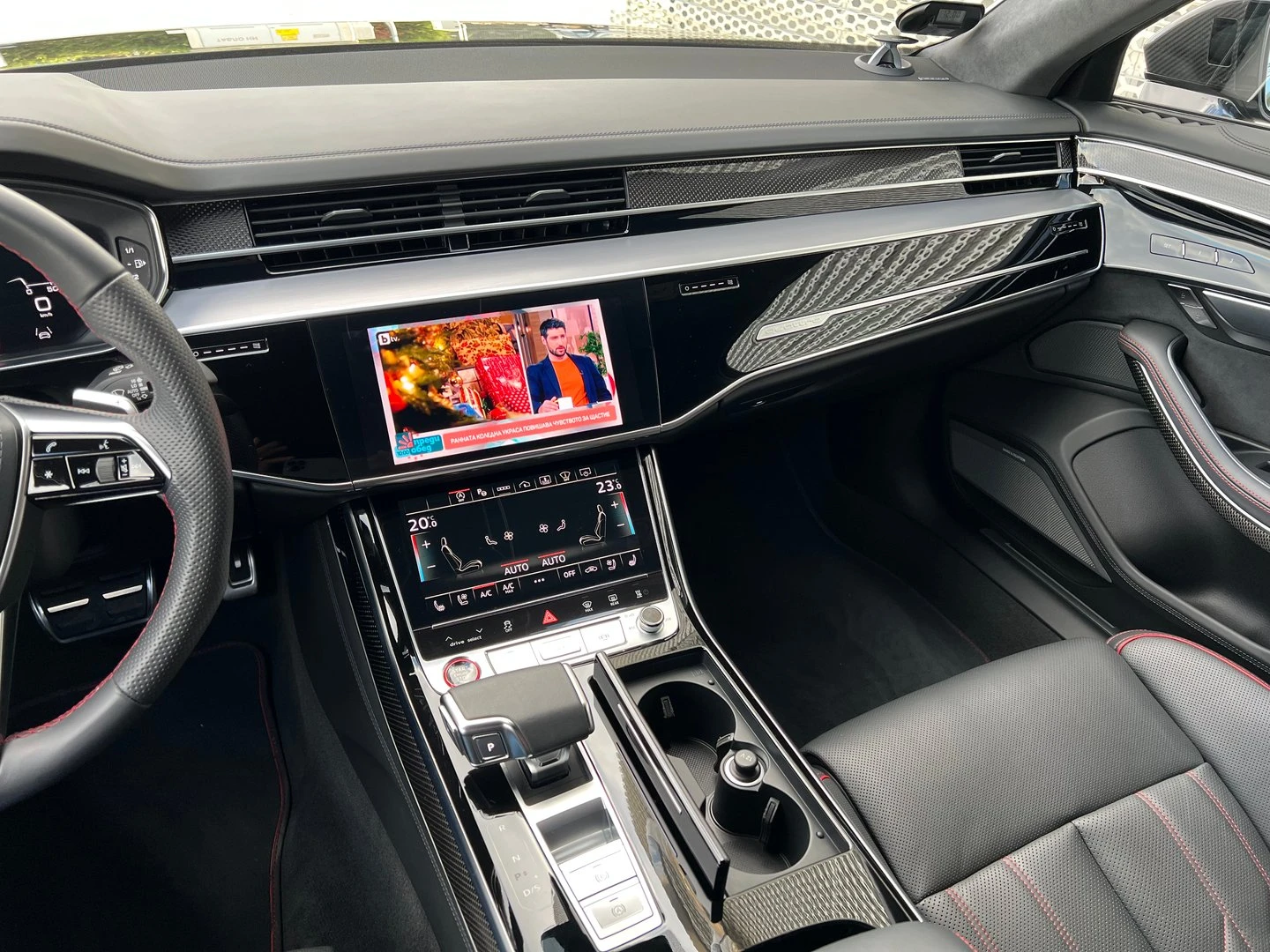 Audi S8 TFSI quattro, снимка 11 - Автомобили и джипове - 51039779