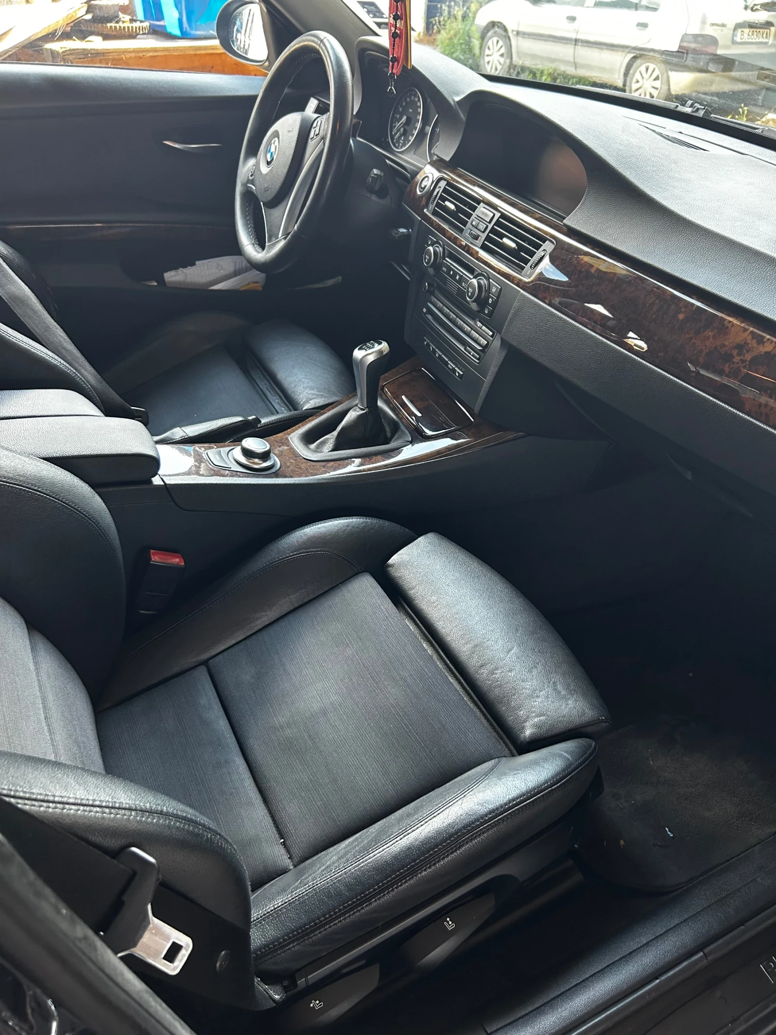 BMW 320  - изображение 8