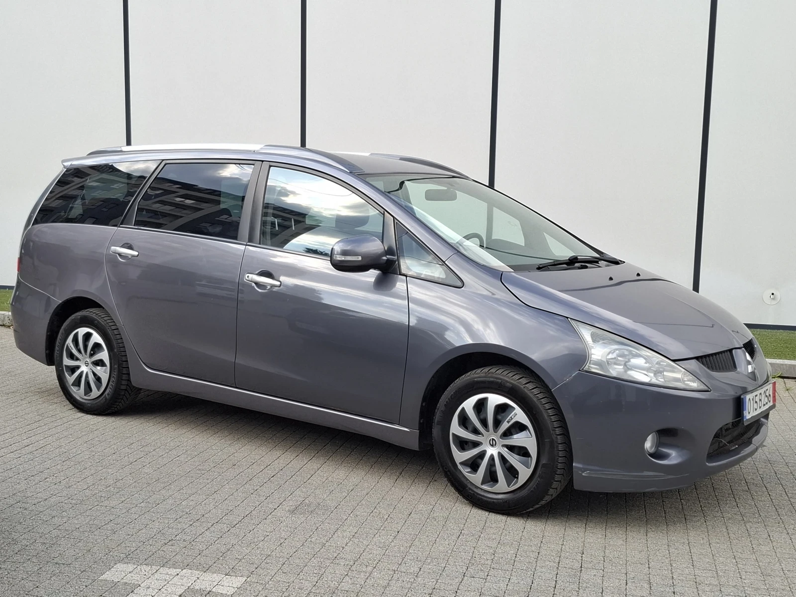 Mitsubishi Grandis 2.4i* (165кс)* * FACELIFT* * 6+ 1* * НОВ ВНОС*  - изображение 10