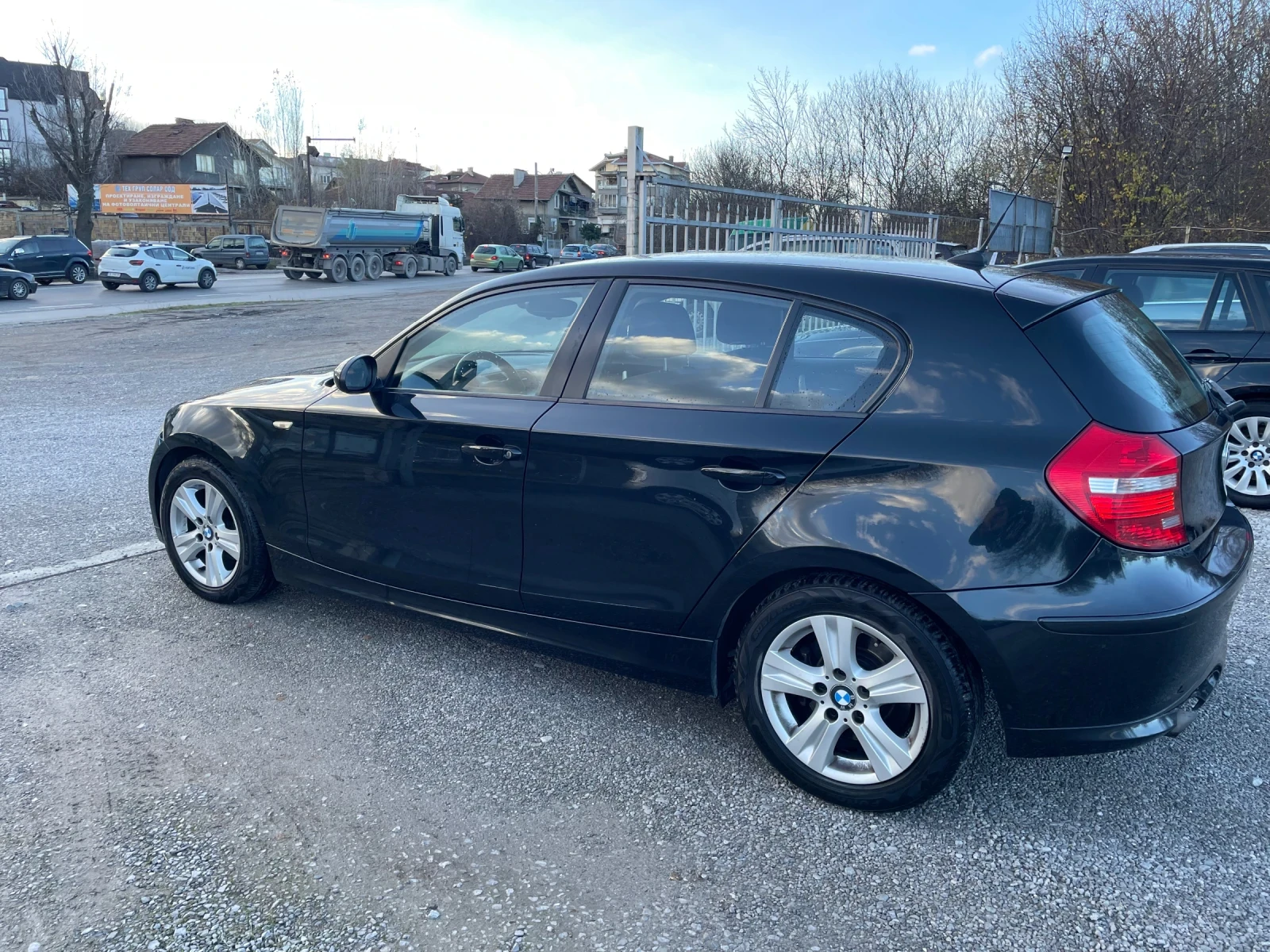 BMW 118 ANGEL EYES, FACELIFT, АВТОПИЛОТ, 6 скорости - изображение 3