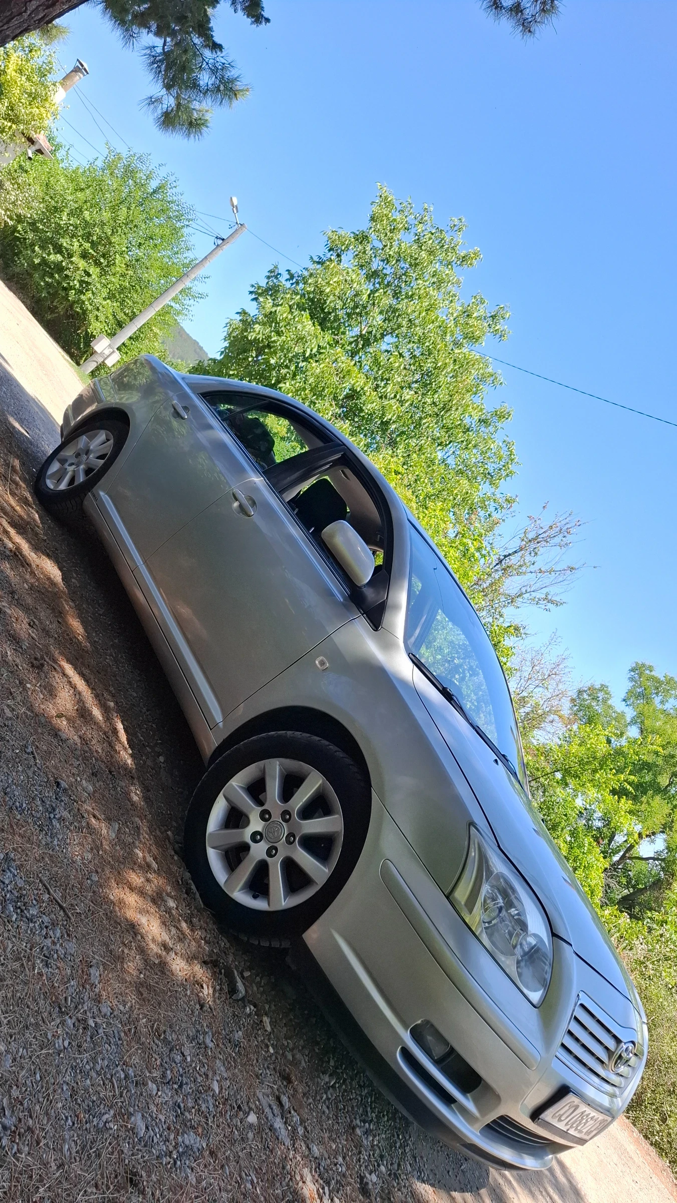 Toyota Avensis  - изображение 3