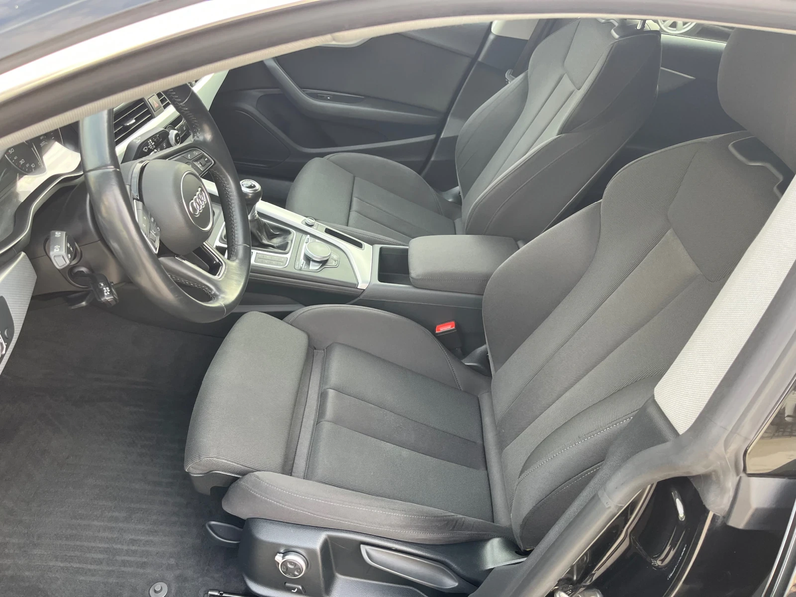 Audi A5 2.0 TFSI G-Tron - изображение 10