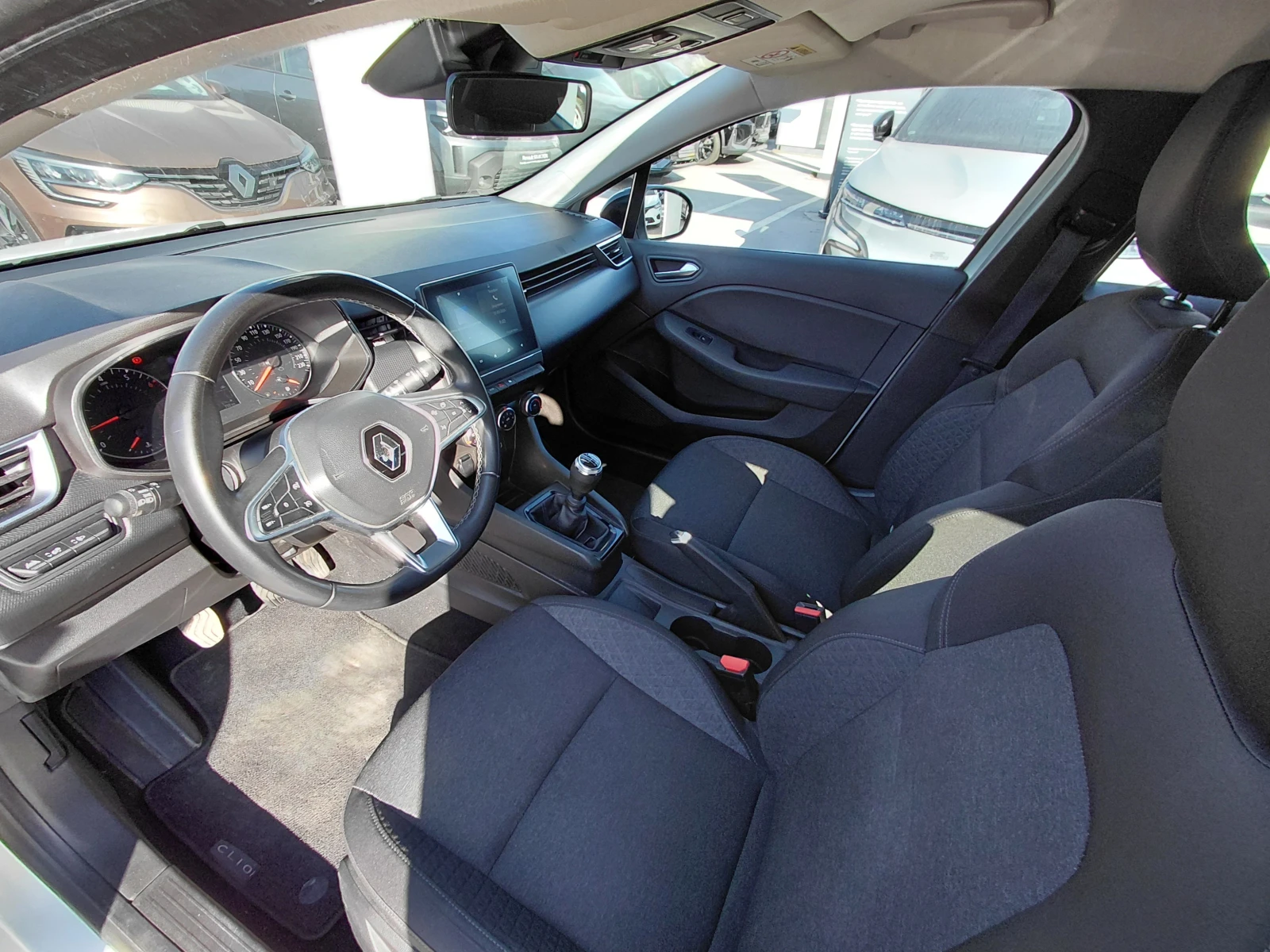 Renault Clio 1.0TCe /91k.c./6MT/Equilibre, снимка 11 - Автомобили и джипове - 53811316