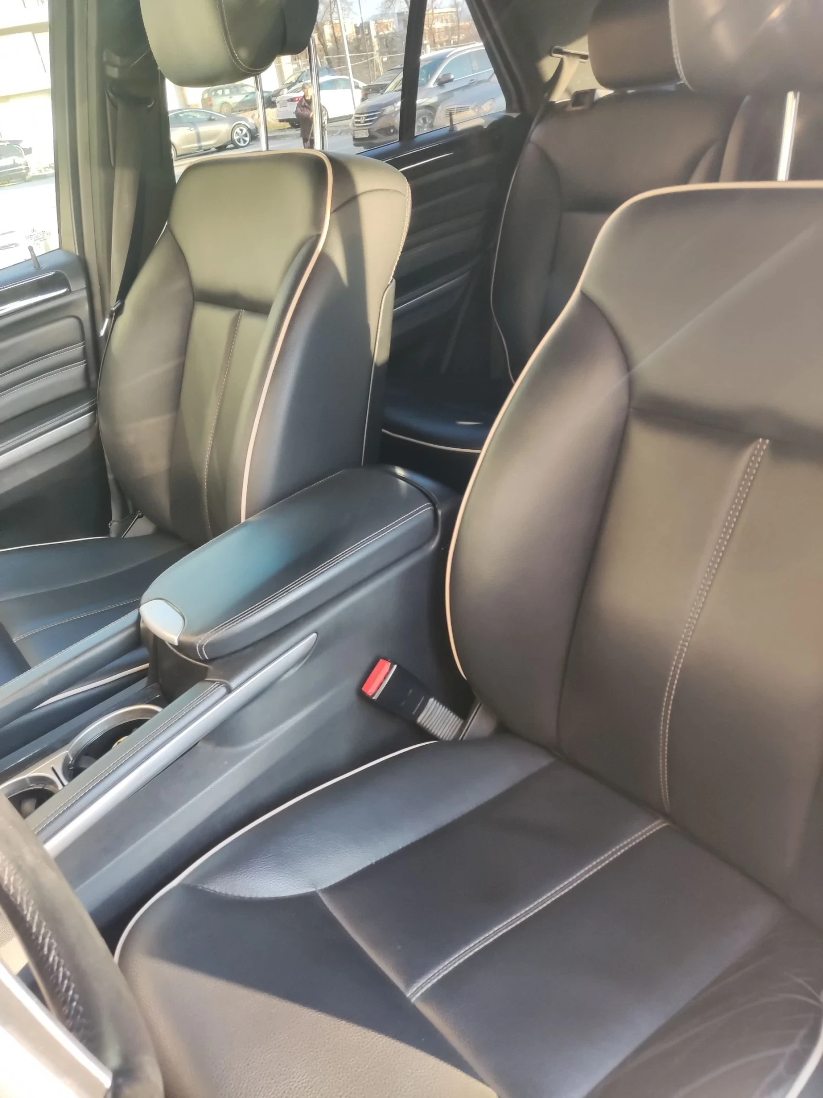 Mercedes-Benz ML 350  На пружини Фейслиф Grand edition bi ksenon , снимка 13 - Автомобили и джипове - 54056689