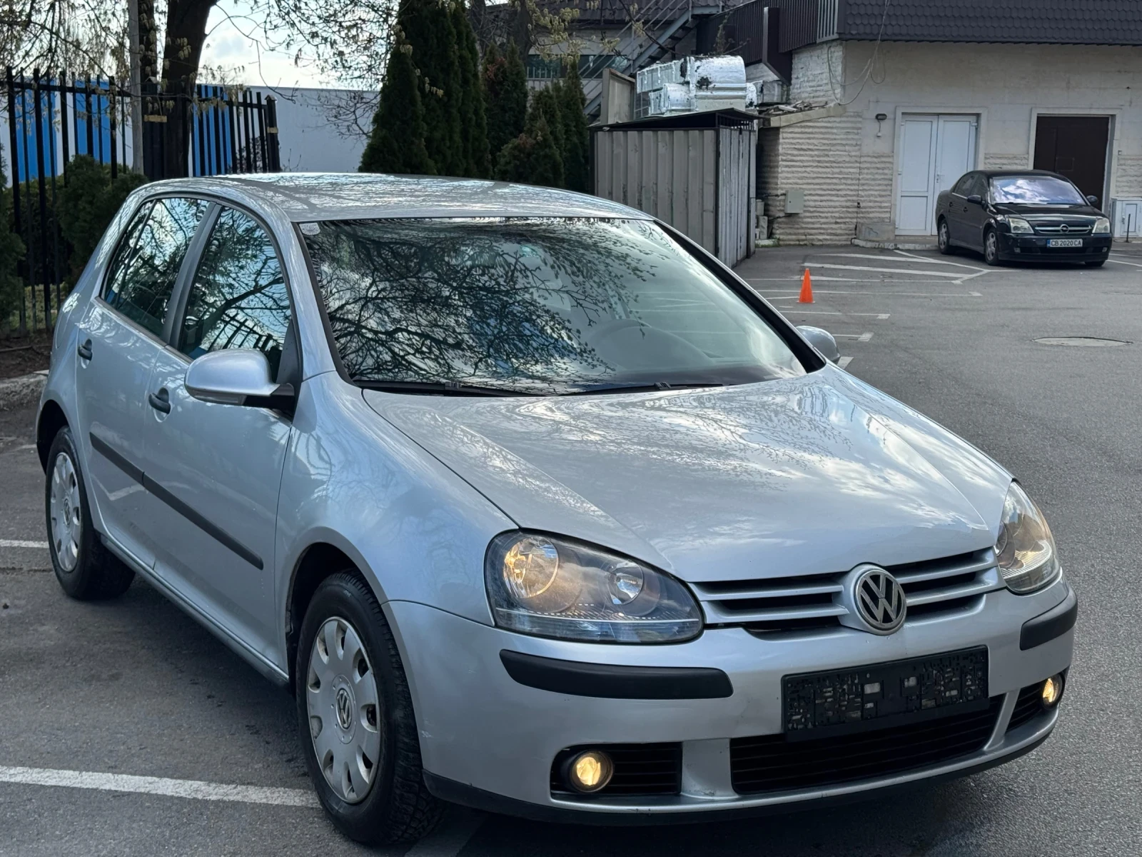 VW Golf, снимка 3 - Автомобили и джипове - 54151346