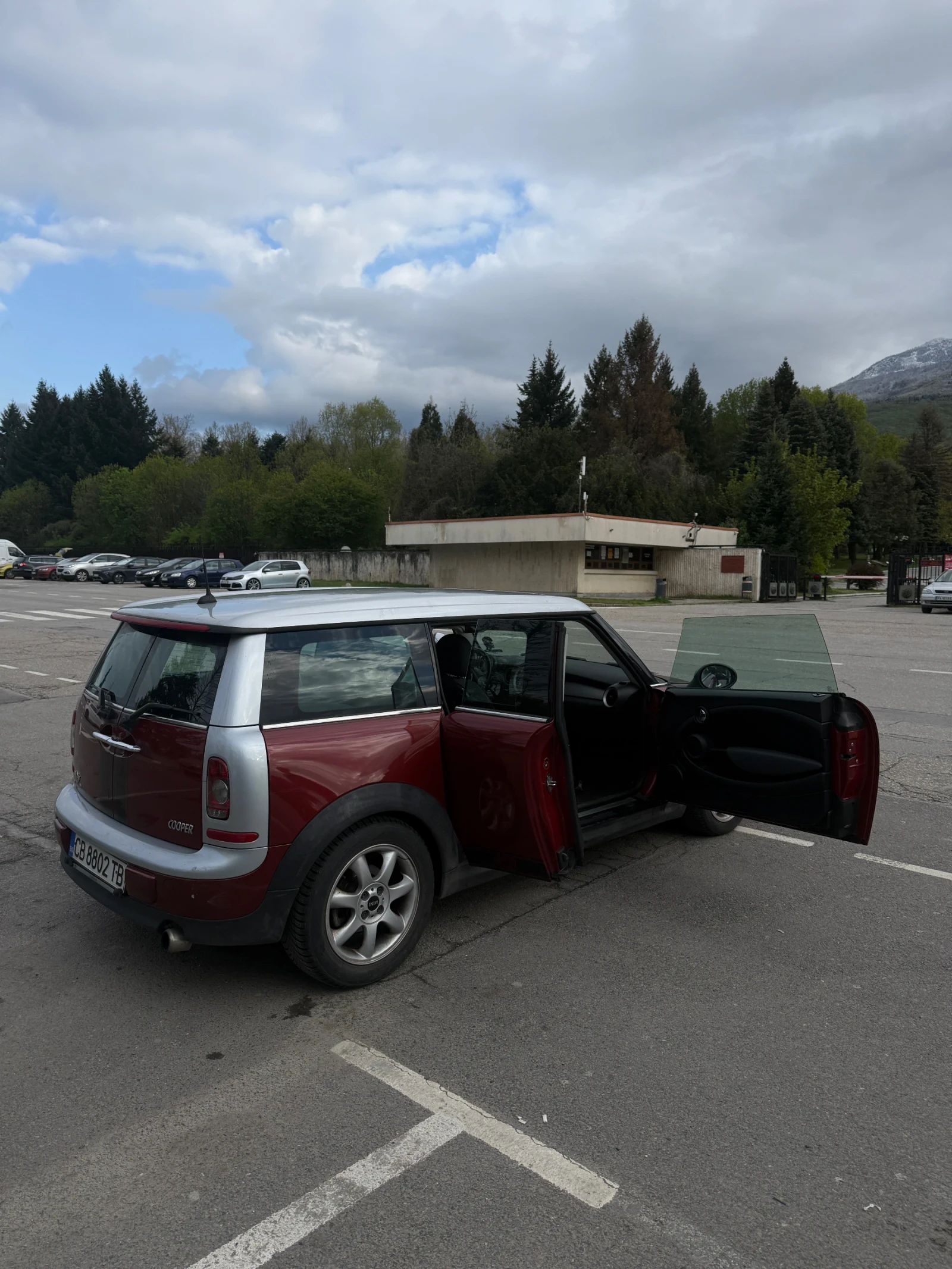 Mini Clubman D, снимка 7 - Автомобили и джипове - 54512774
