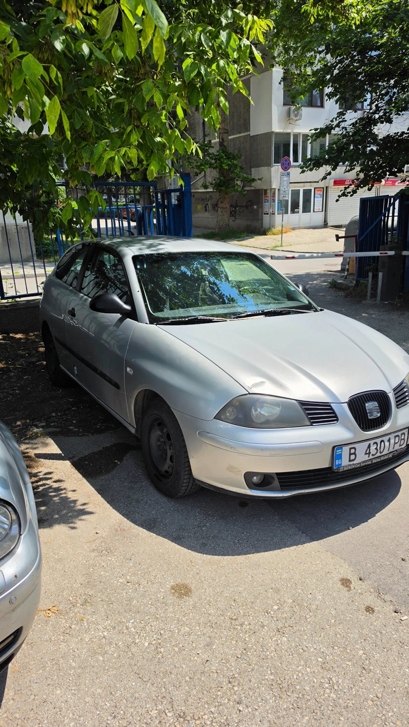 Seat Ibiza 1.2бензин, снимка 6 - Автомобили и джипове - 54804049